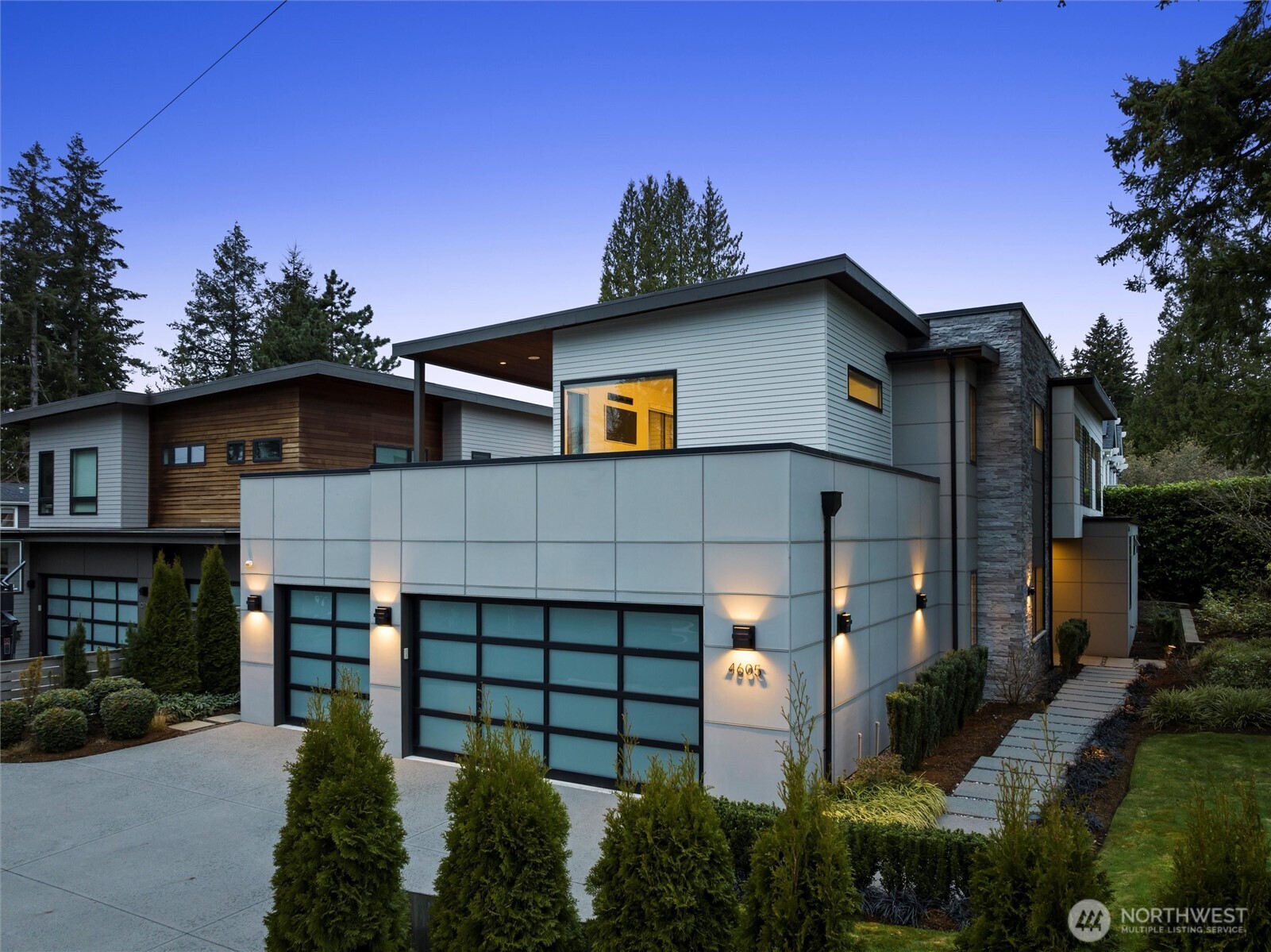 Photo of 4605 108th Avenue NE, Kirkland, WA 98033