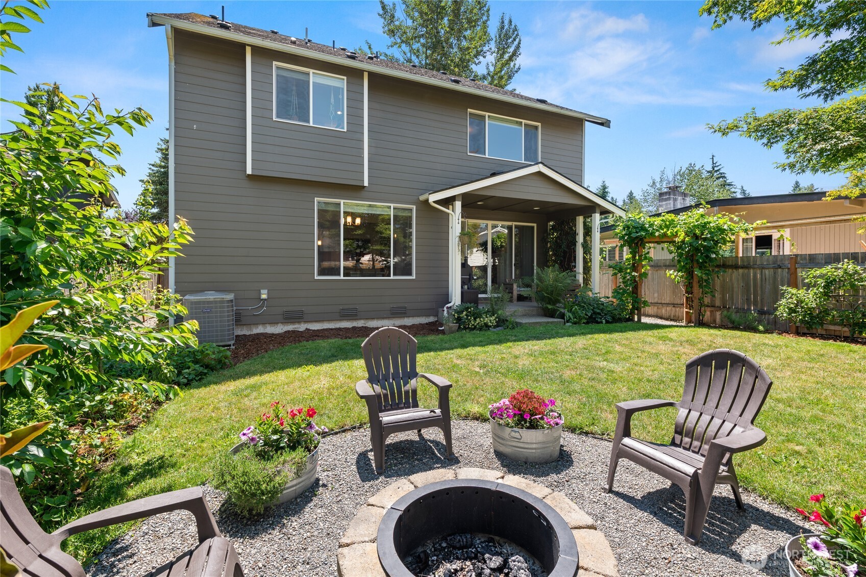 Photo of 21812 SE 270th Street, Maple Valley, WA 98038