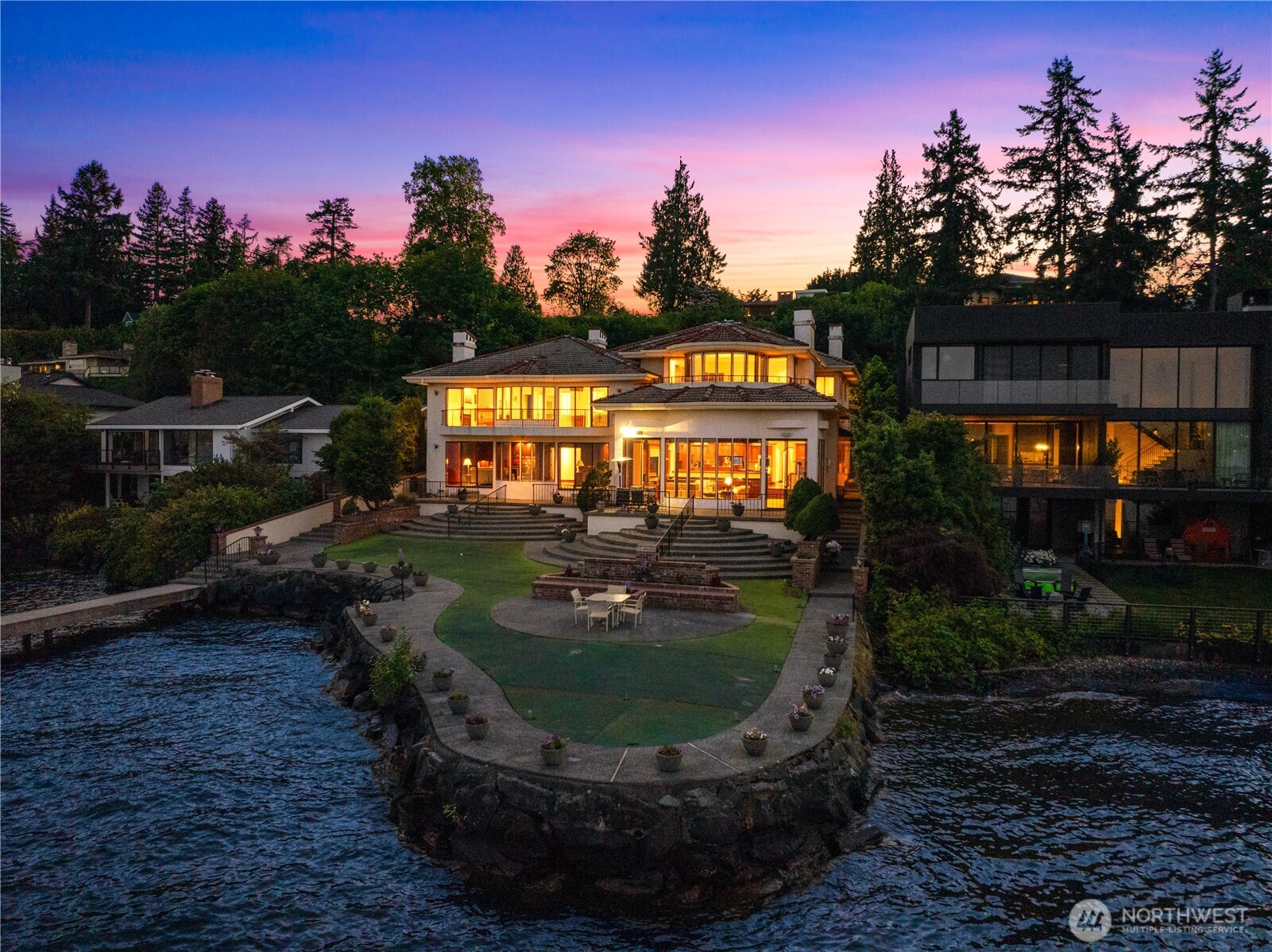 Photo of 6669 N NE Windermere Road, Seattle, WA 98115
