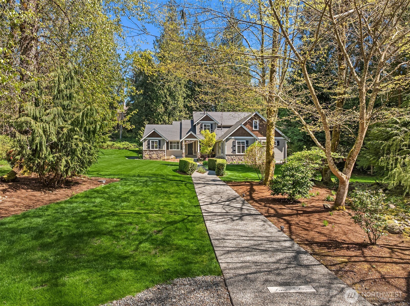 Photo of 23340 257th Avenue SE, Maple Valley, WA 98038