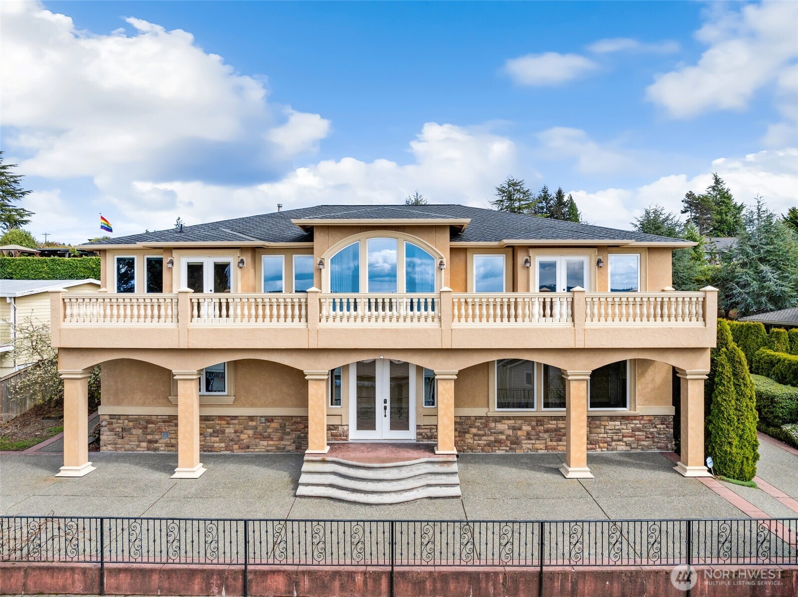 Photo of 7613 N 10th Street, Tacoma, WA 98406