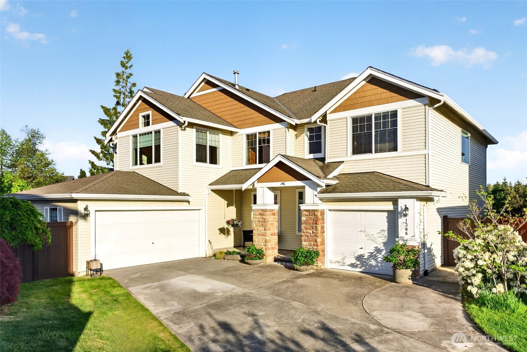 Photo of 1306 68th Street SE, Auburn, WA 98092