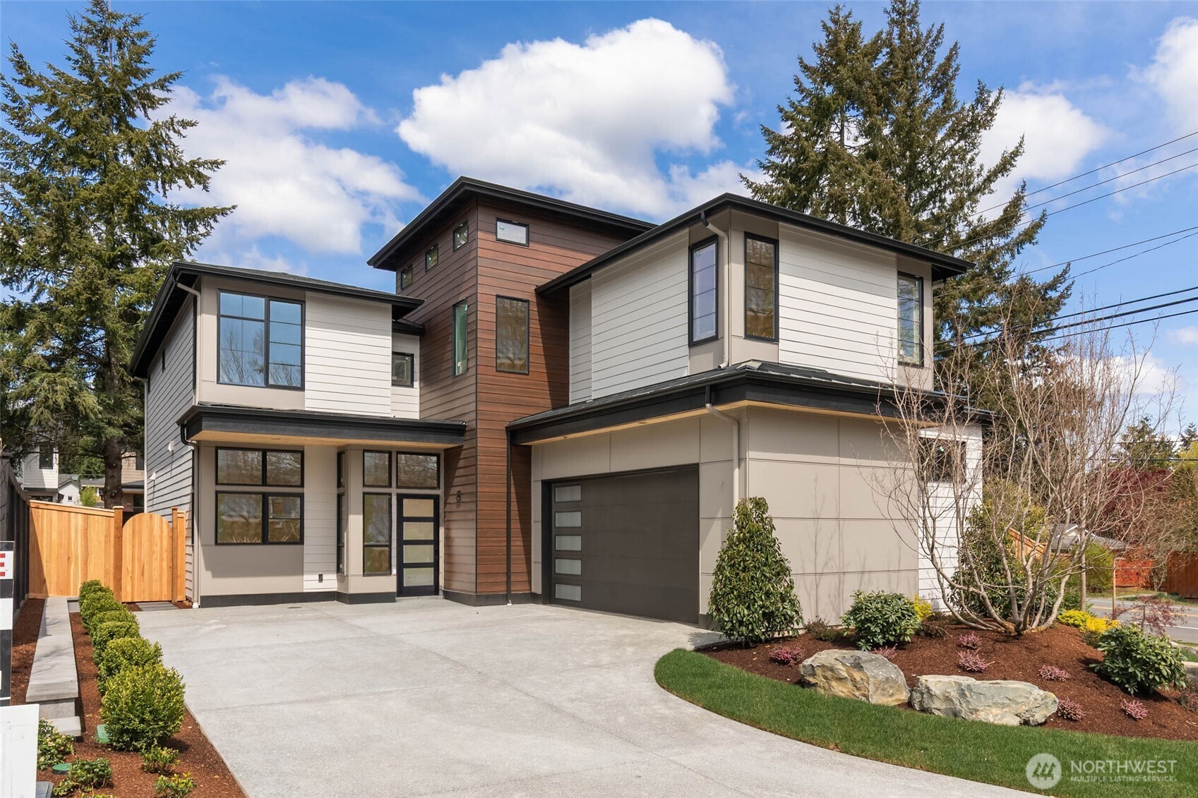 Photo of 13128 NE 103rd Place, Kirkland, WA 98033
