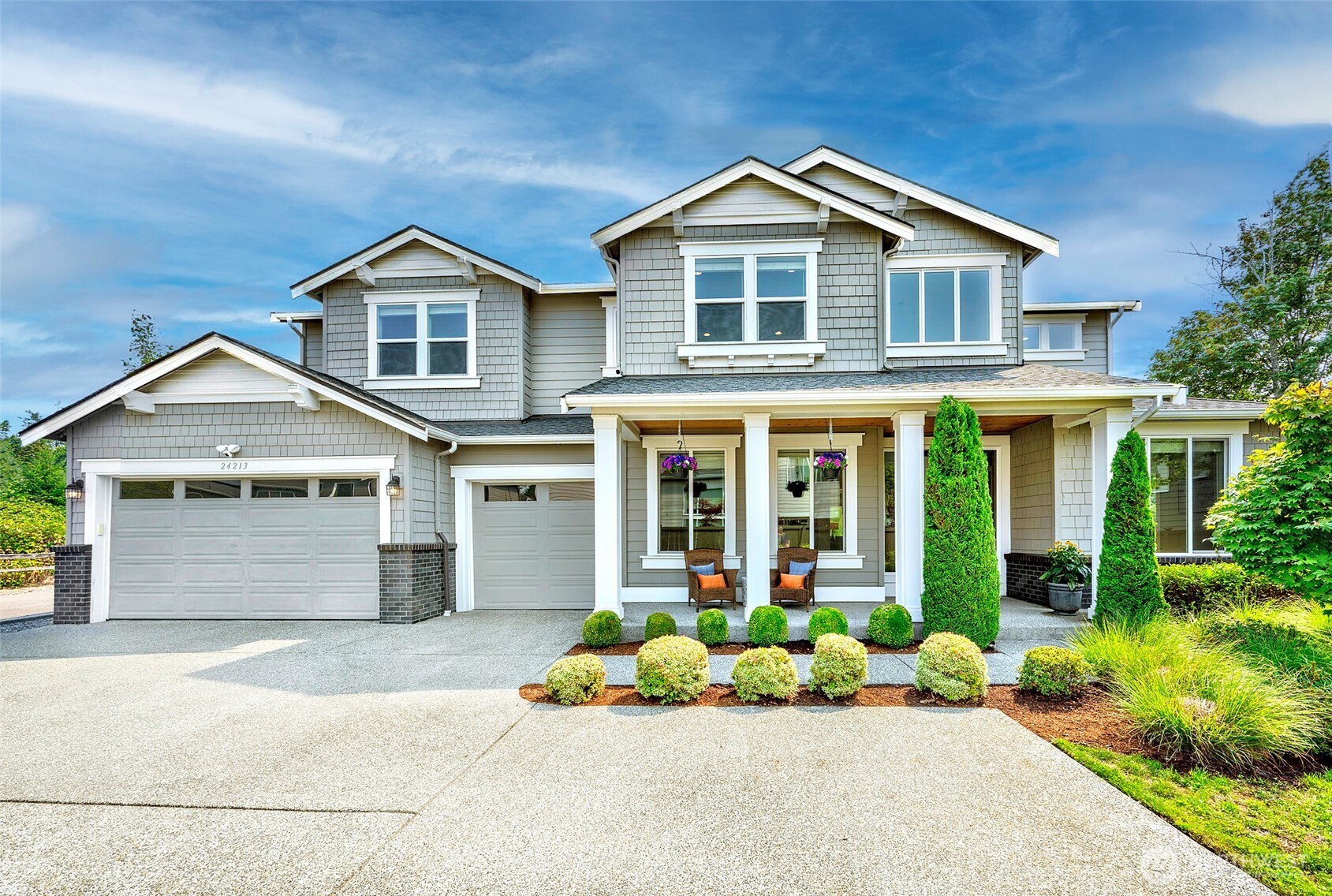 Photo of 24213 1st Avenue SE, Bothell, WA 98021