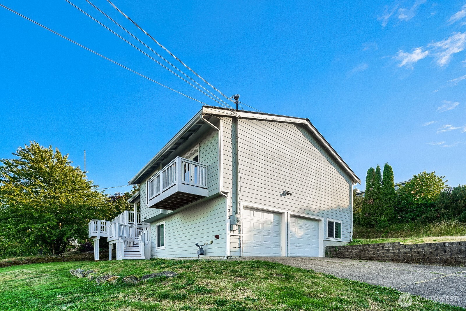 Photo of 1312 Browns Point Boulevard, Tacoma, WA 98422