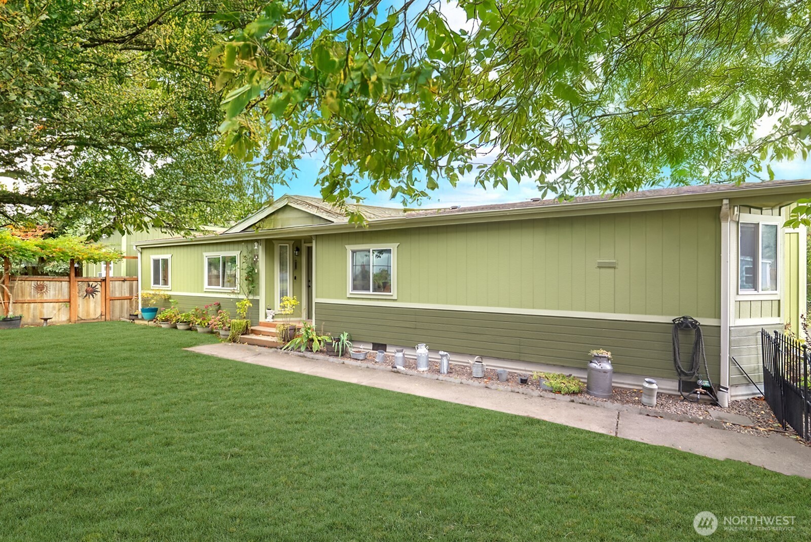 Photo of 2003 77th Street Ct E, Tacoma, WA 98404