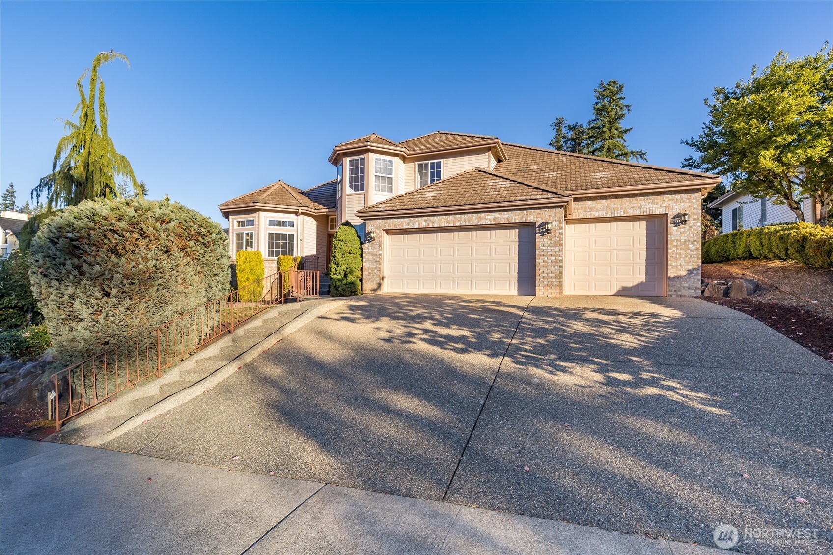 Photo of 10320 SE 304th Place, Auburn, WA 98092