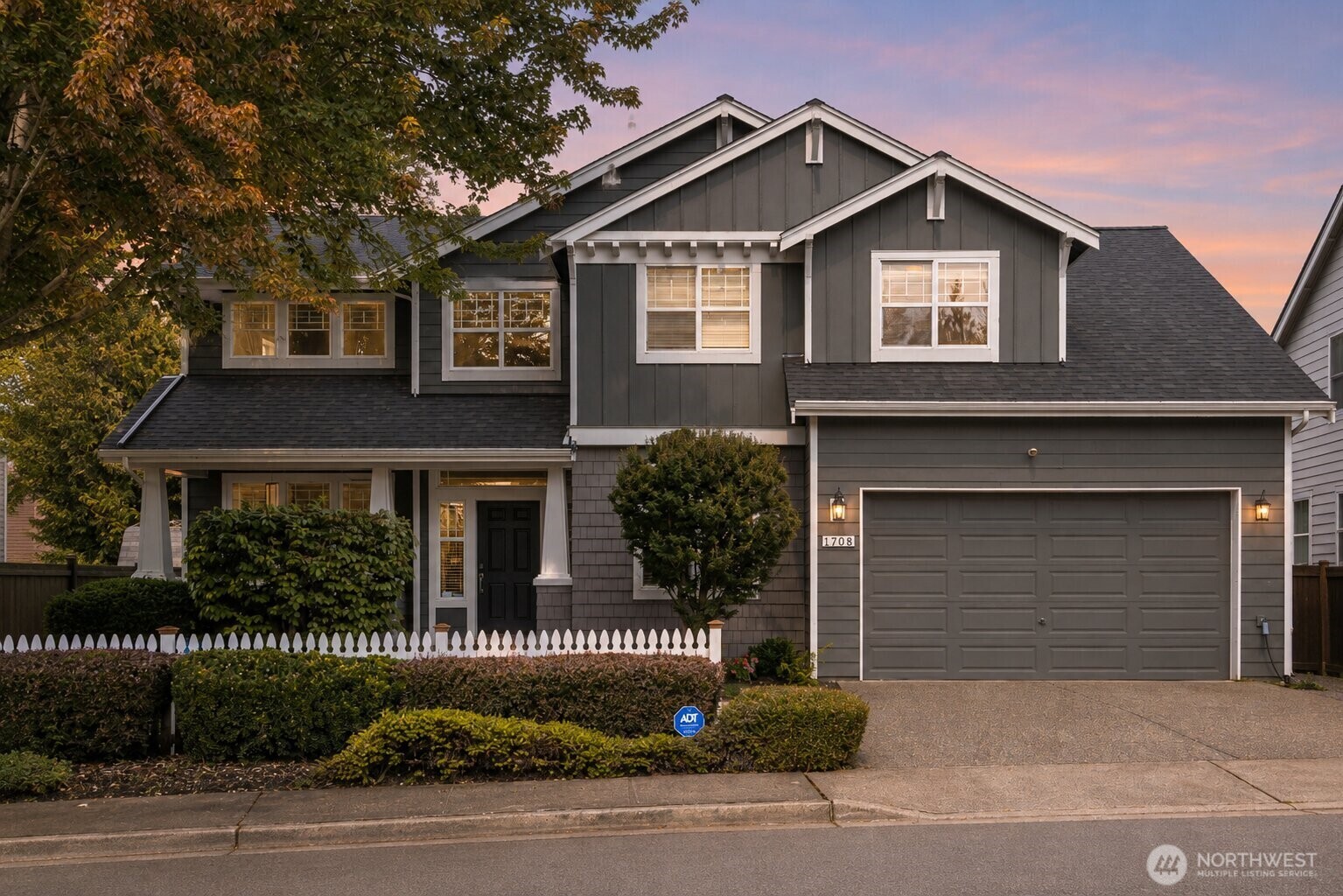 Photo of 1708 NE 26th Place, Renton, WA 98056