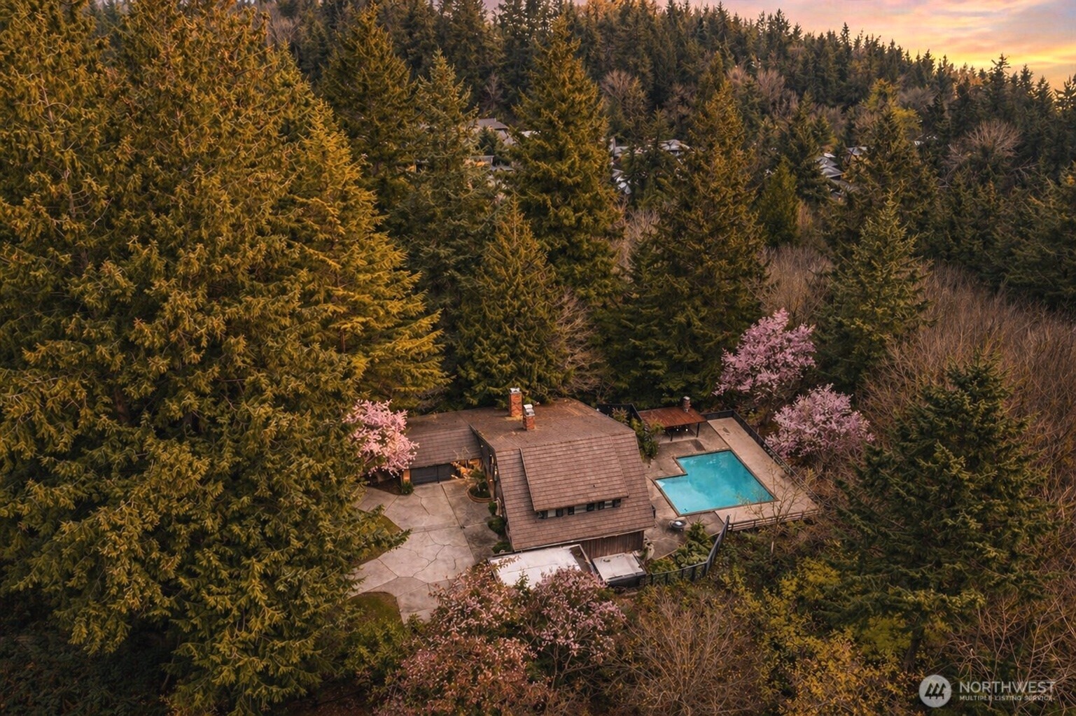 Photo of 16521 NE 1st Place, Bellevue, WA 98008
