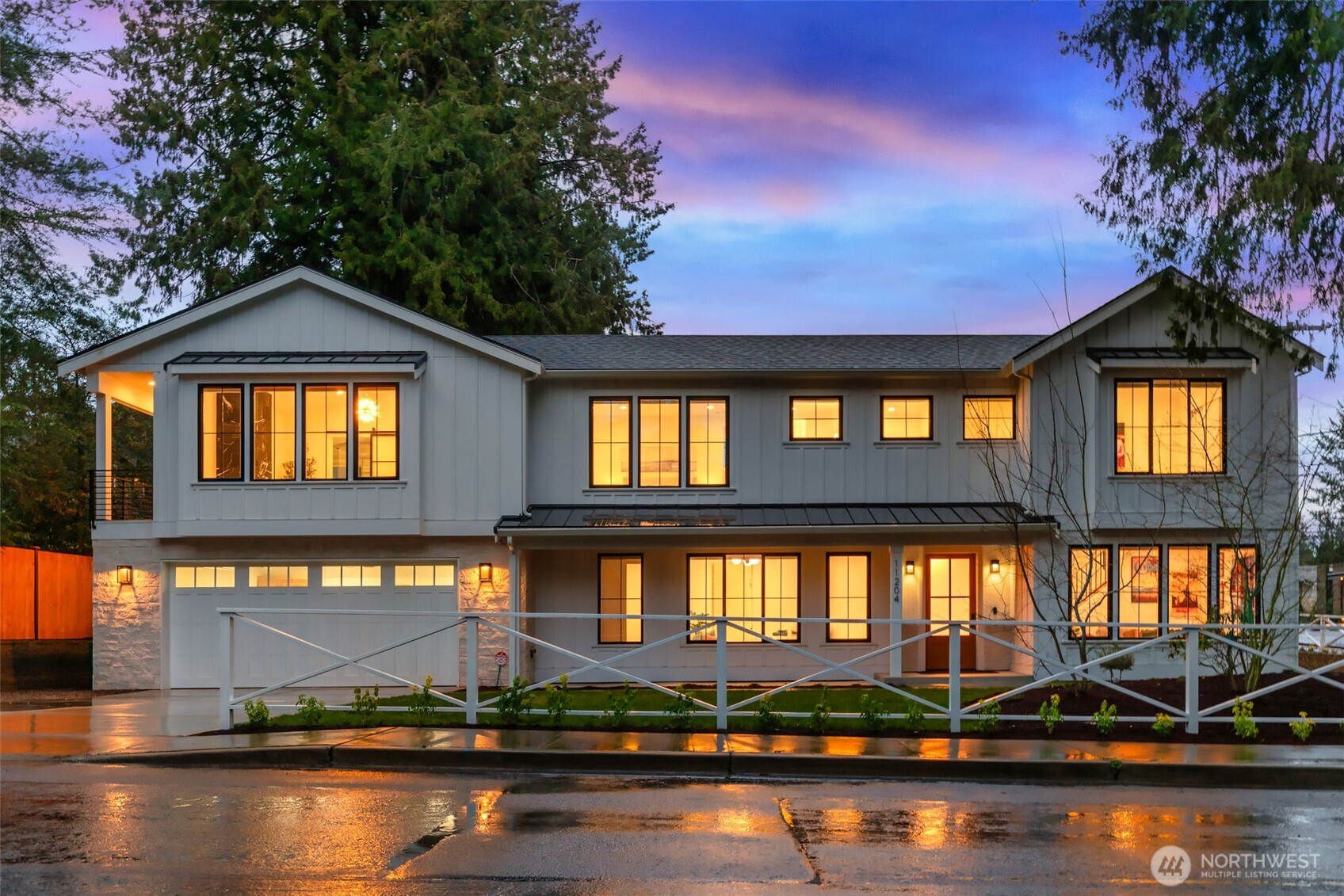 Photo of 11204 108th Ave NE, Kirkland, WA 98033