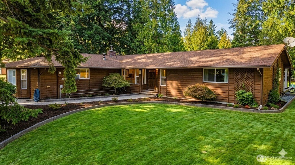 Photo of 23326 SE 199th Street, Maple Valley, WA 98038