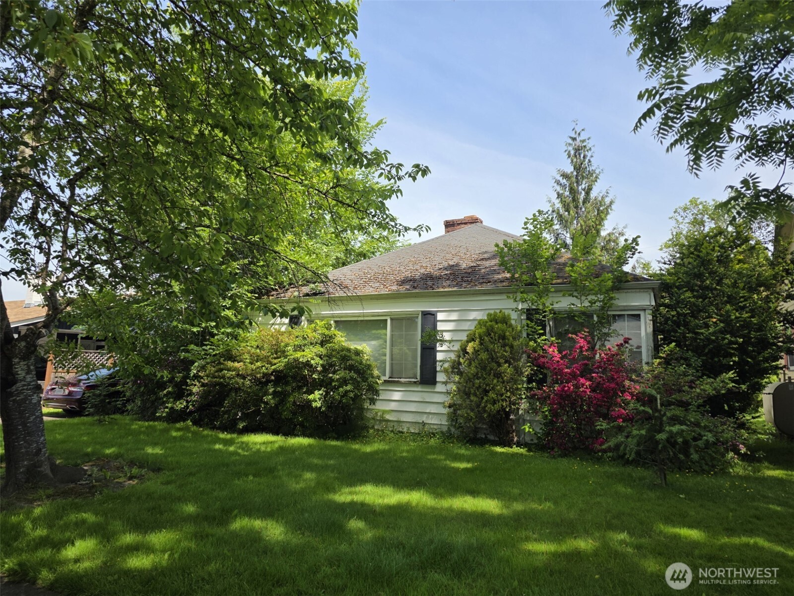 Photo of 811 Lewis Avenue, Sumner, WA 98390