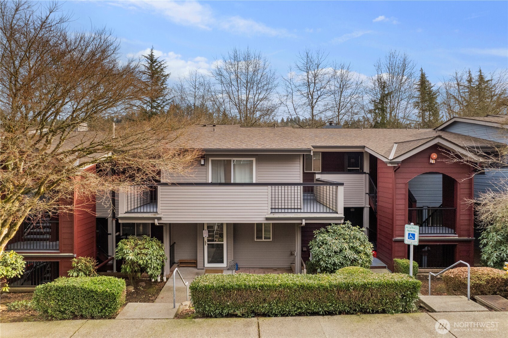 Photo of 15805 Waynita Way NE, Bothell, WA 98011