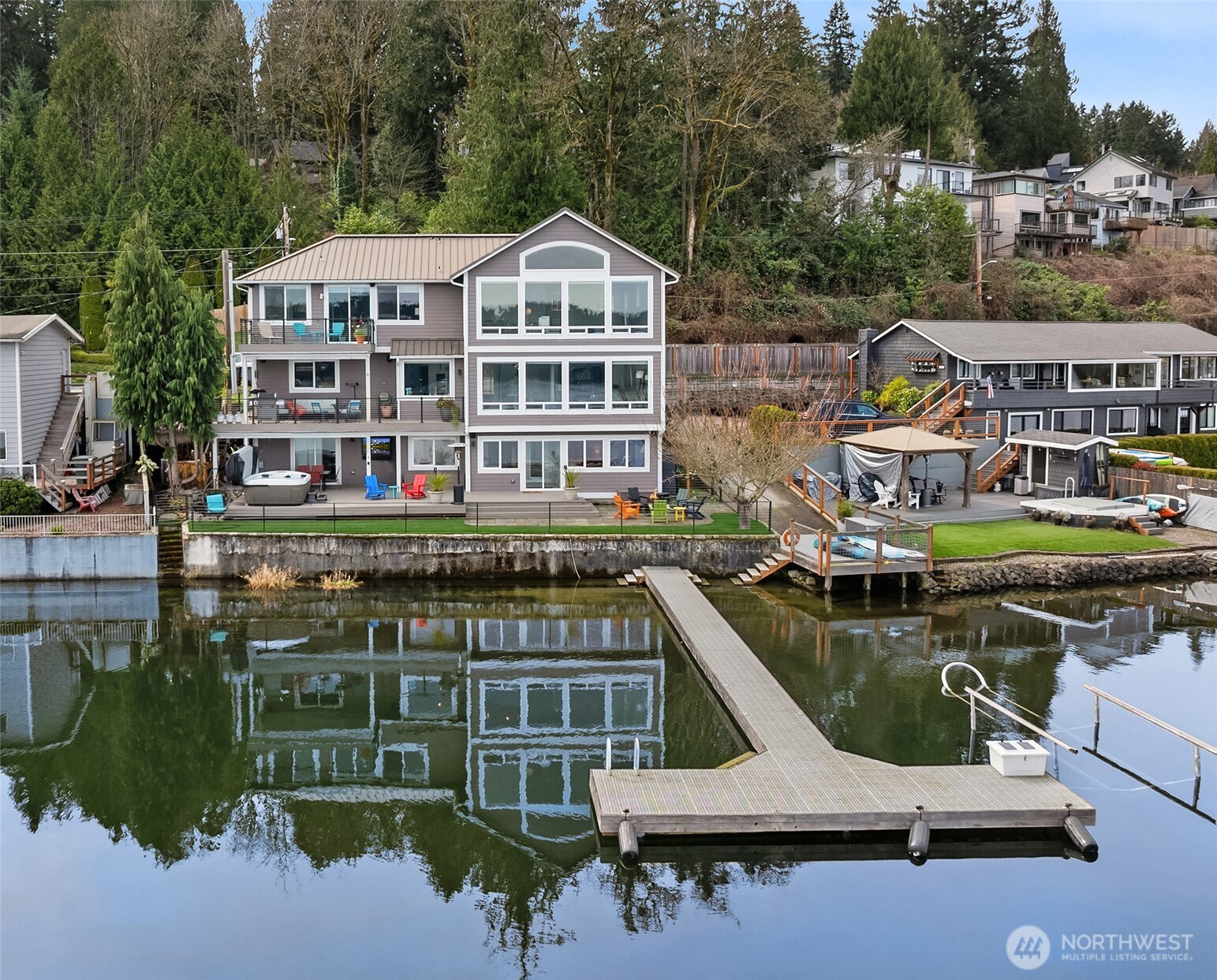 Photo of 3828 W Lake Sammamish Parkway SE, Bellevue, WA 98008