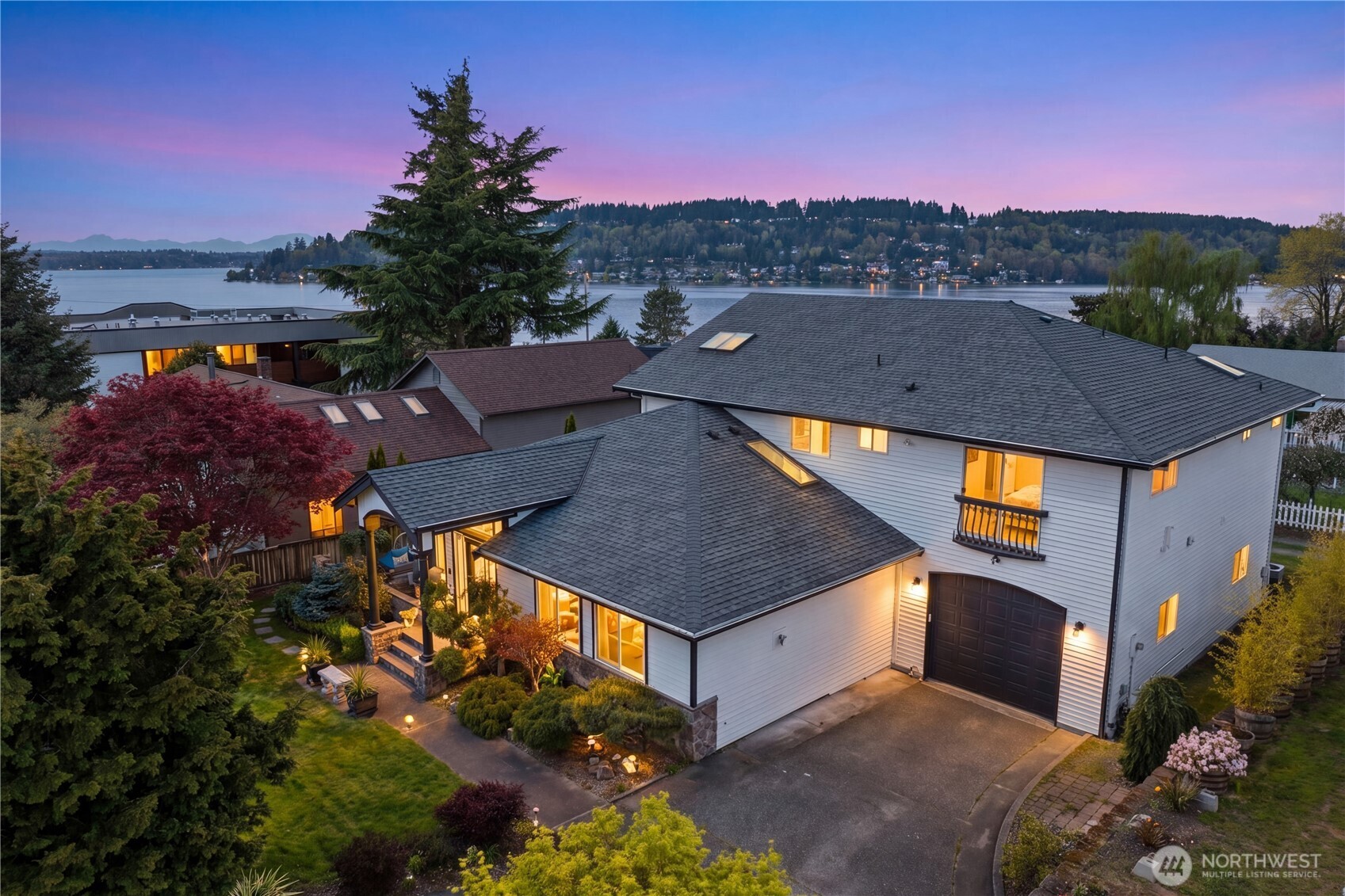 Photo of 814 N 32nd Street, Renton, WA 98056