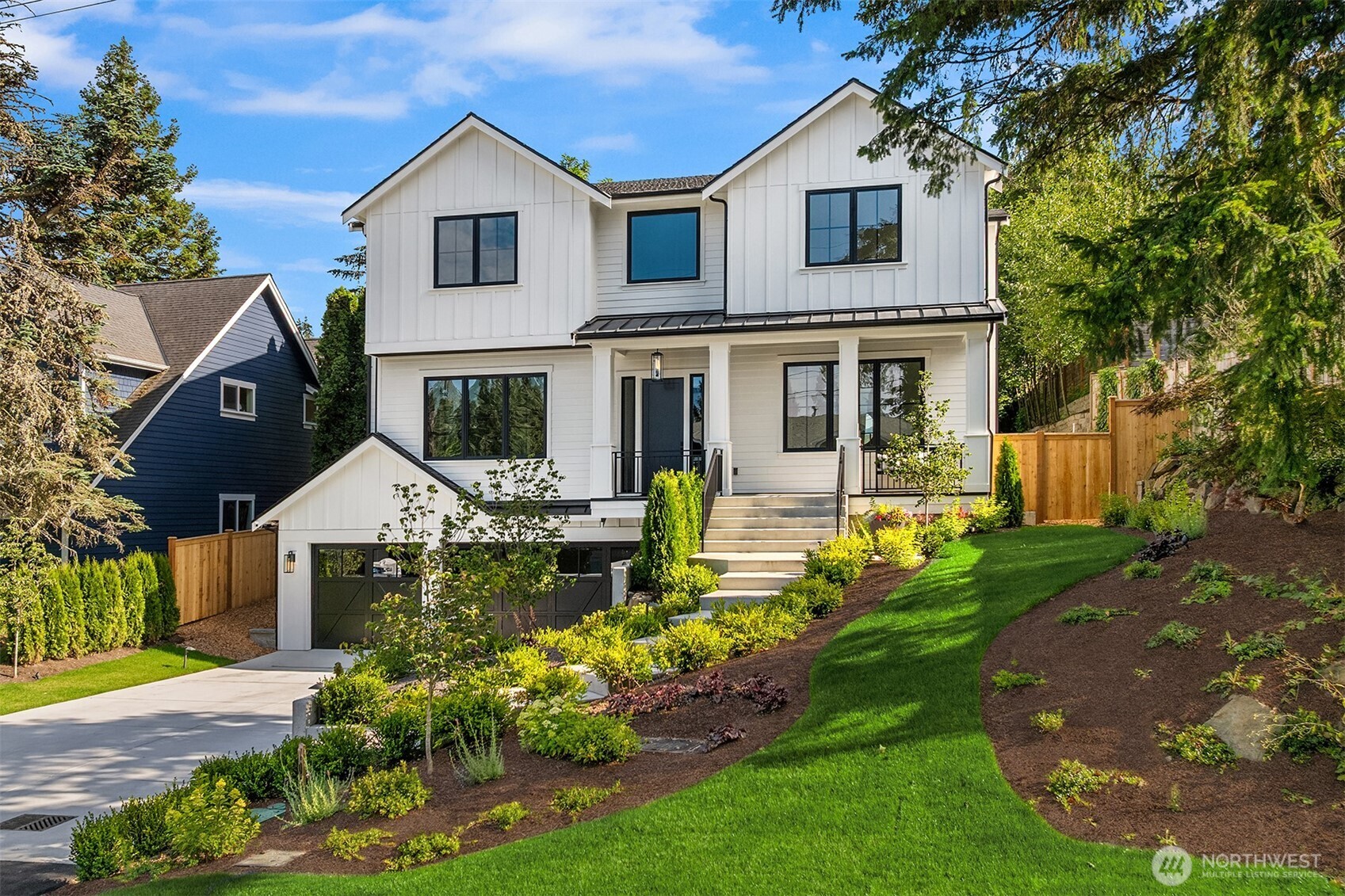 Photo of 10415 SE 13th Street, Bellevue, WA 98004