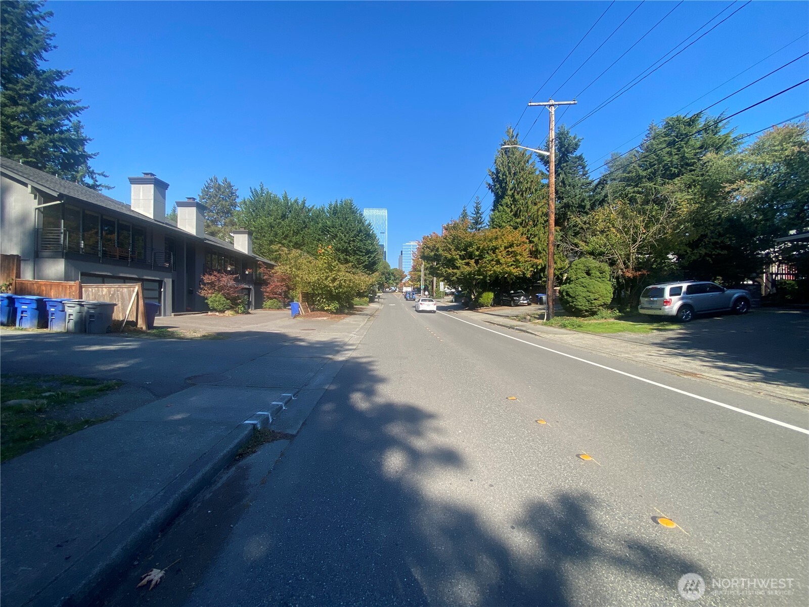 Photo of 161 108 Avenue SE, Bellevue, WA 98004
