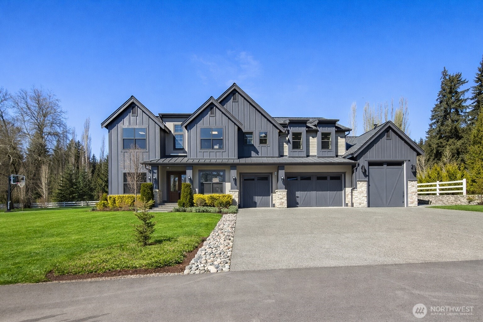 Photo of 11688 NE 33rd St., Bellevue, WA 98005