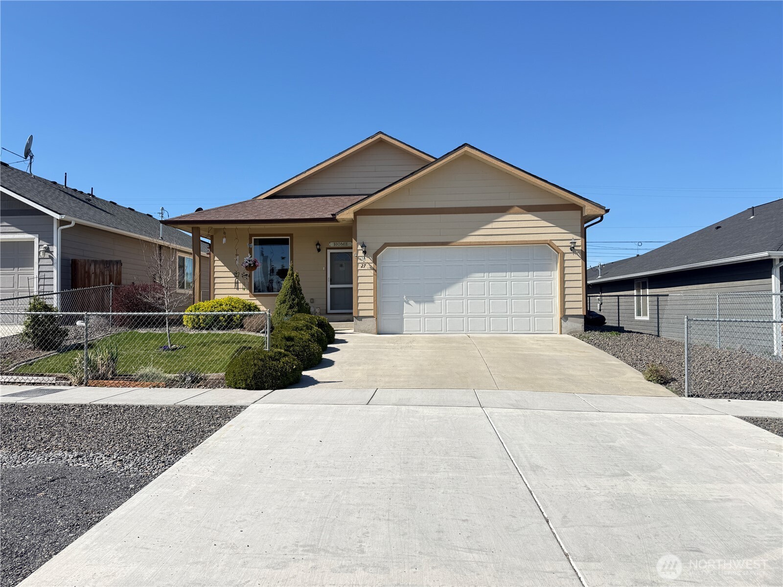 Photo of 27 S Ginko Street, Soap Lake, WA 98851