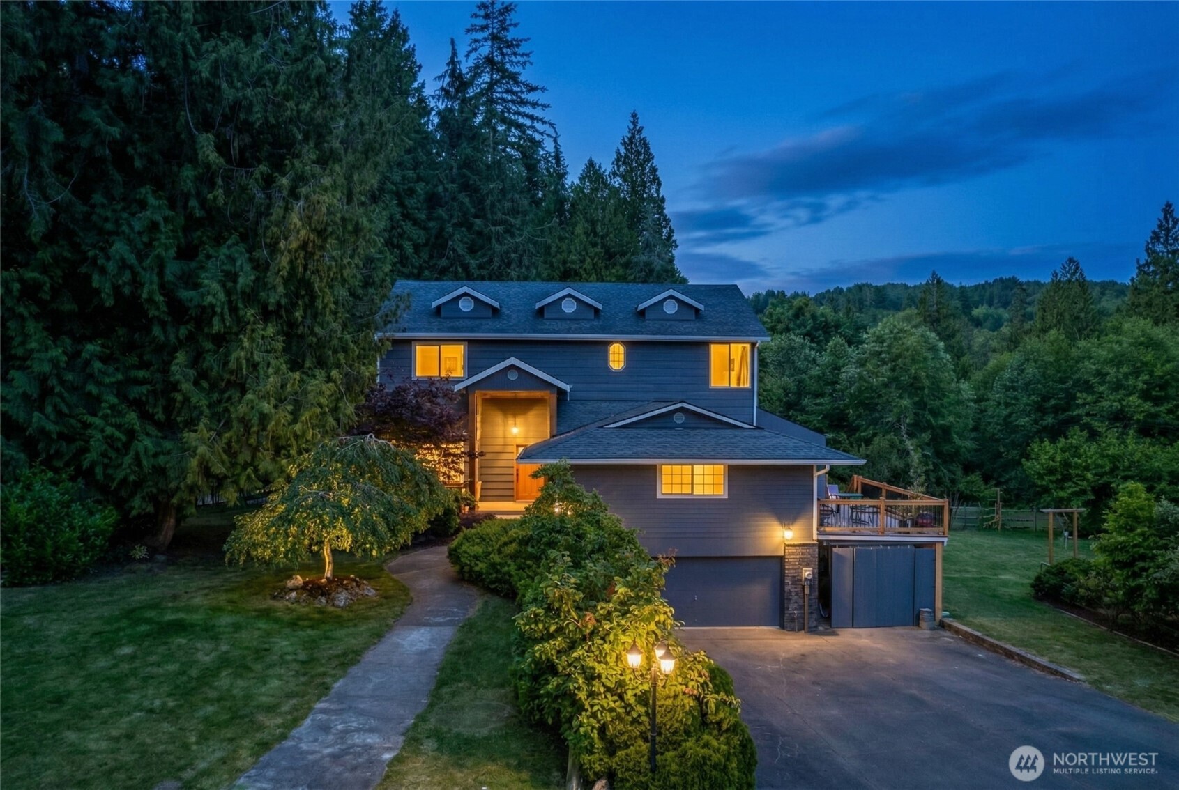 Photo of 121 N Carpenter Road, Snohomish, WA 98290