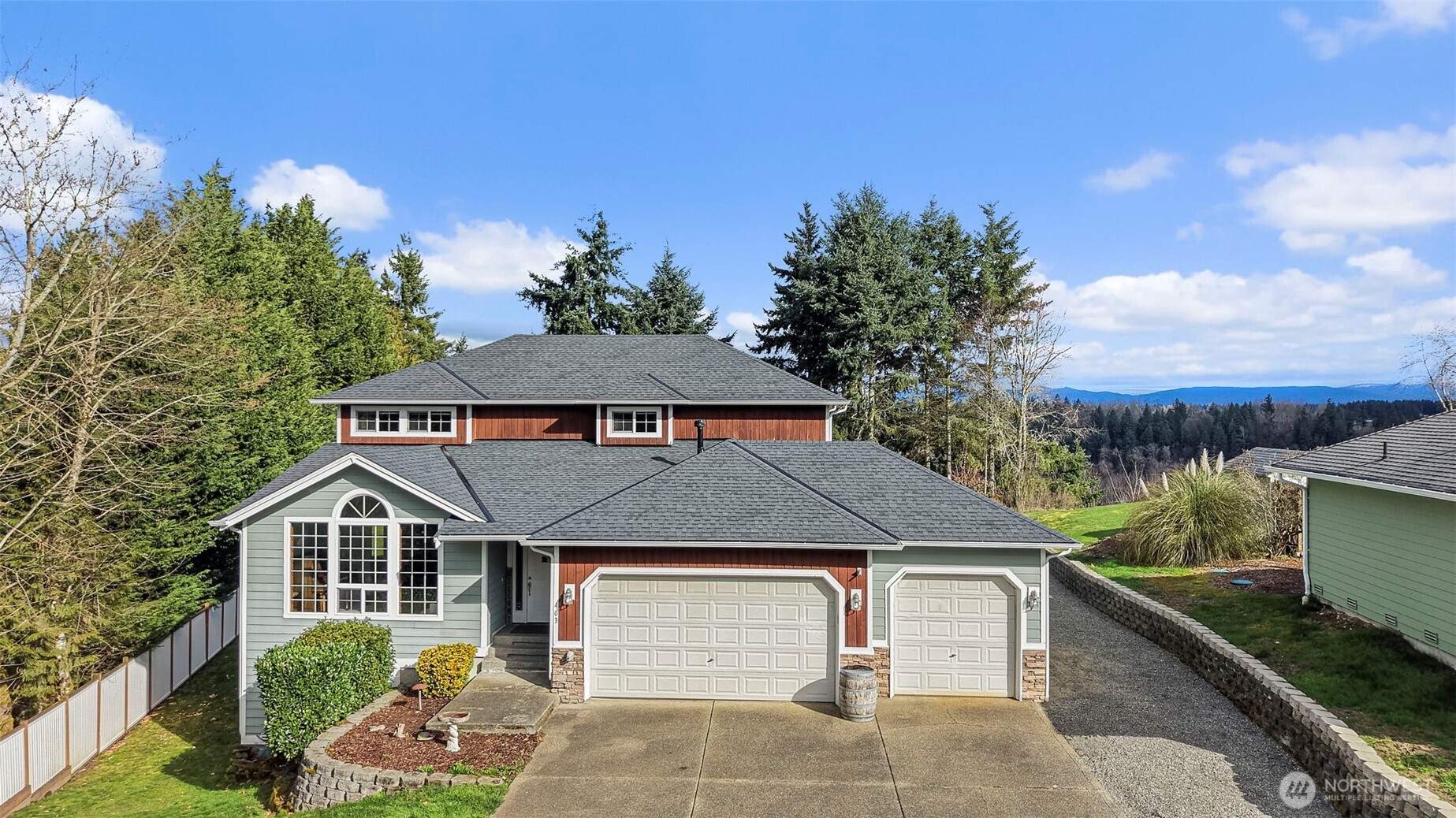Photo of 403 207th Avenue E, Auburn, WA 98391
