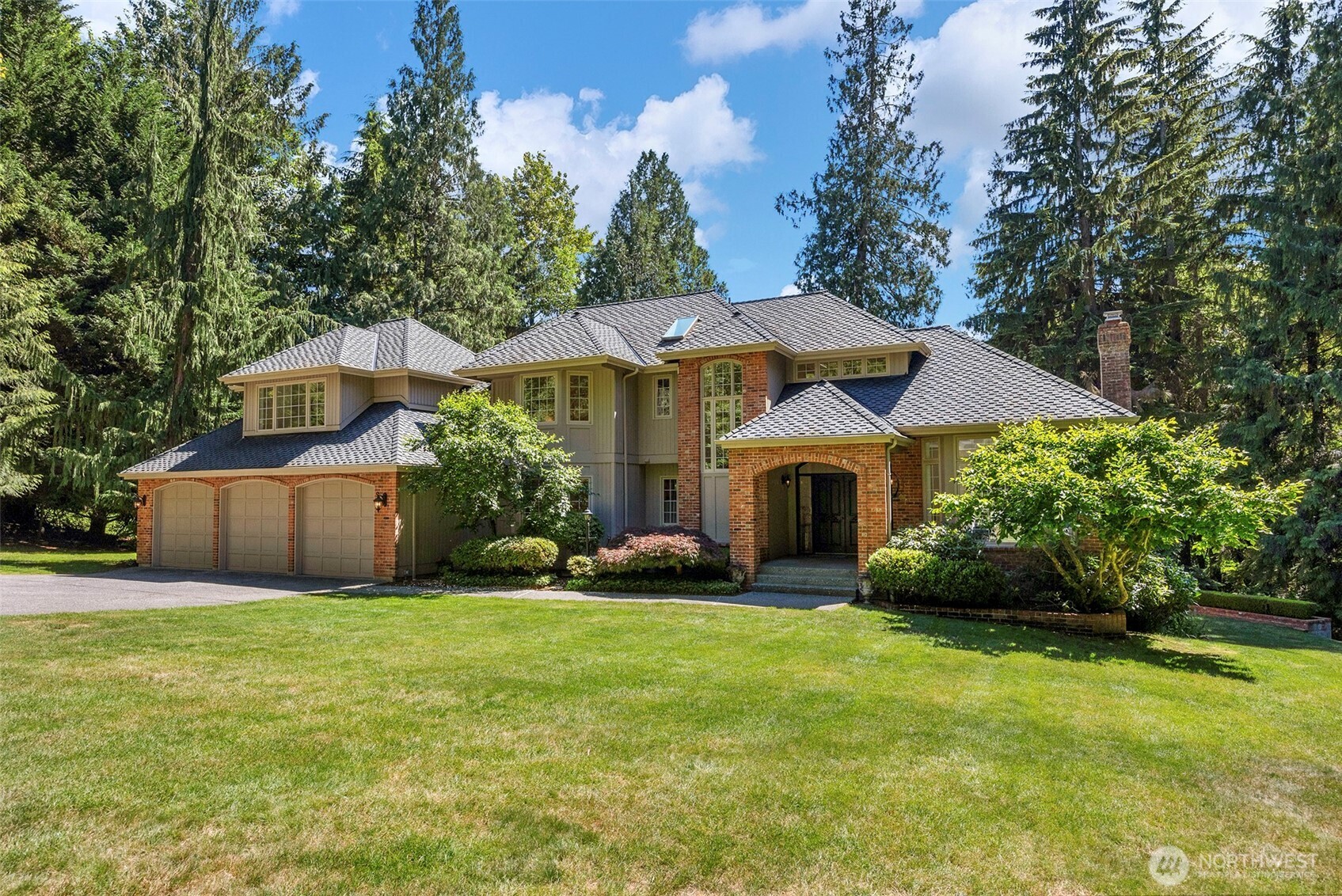Photo of 8412 E Meadow Lake Drive, Snohomish, WA 98290