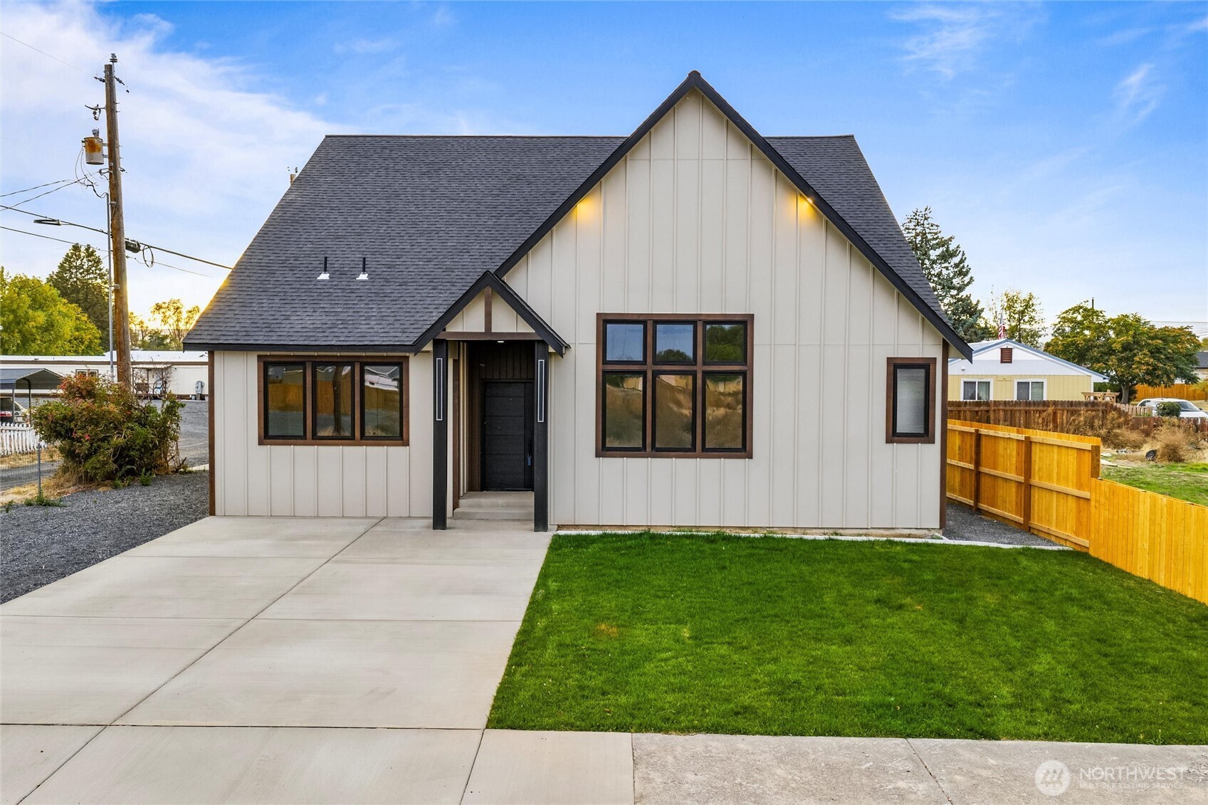 Photo of 315 Buttercup Street, Soap Lake, WA 98851