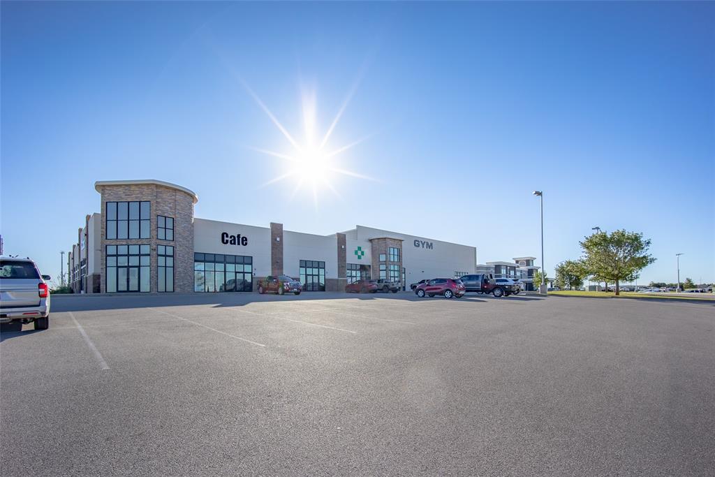 Photo of 4200 Carriage Way, Weatherford, OK 73096