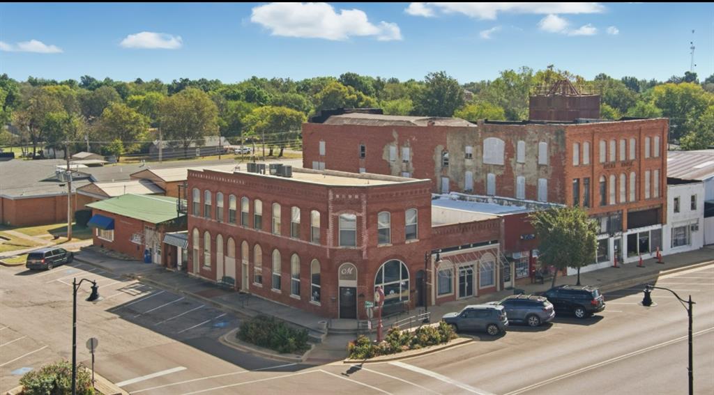 Photo of 101 S Broadway Street, Tecumseh, OK 74873