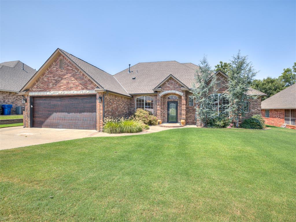 Photo of 407 Canterbury Road, Midwest City, OK 73130