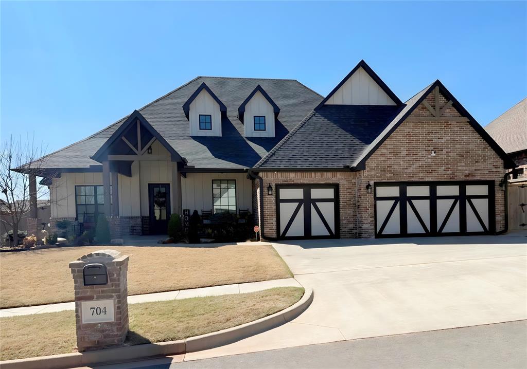 Photo of 704 Maple Hill Road, Norman, OK 73069