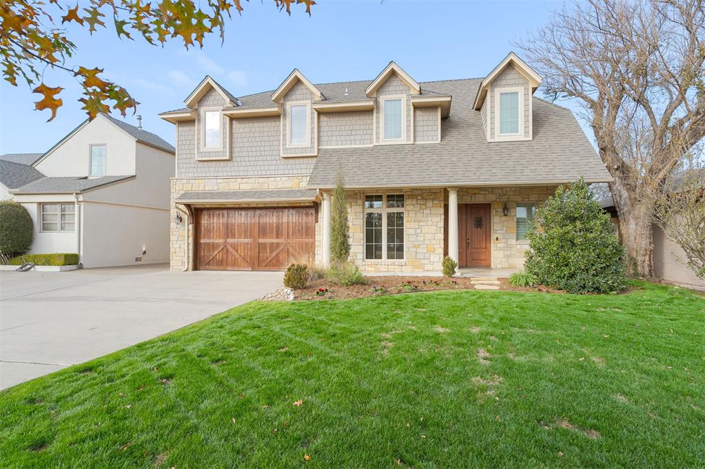 Photo of 1121 Fenwick Place, Nichols Hills, OK 73116