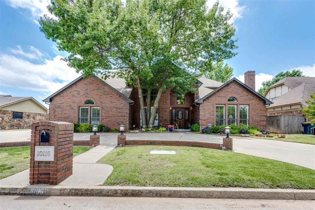 Photo of 10116 Thompson Avenue, Yukon, OK 73099