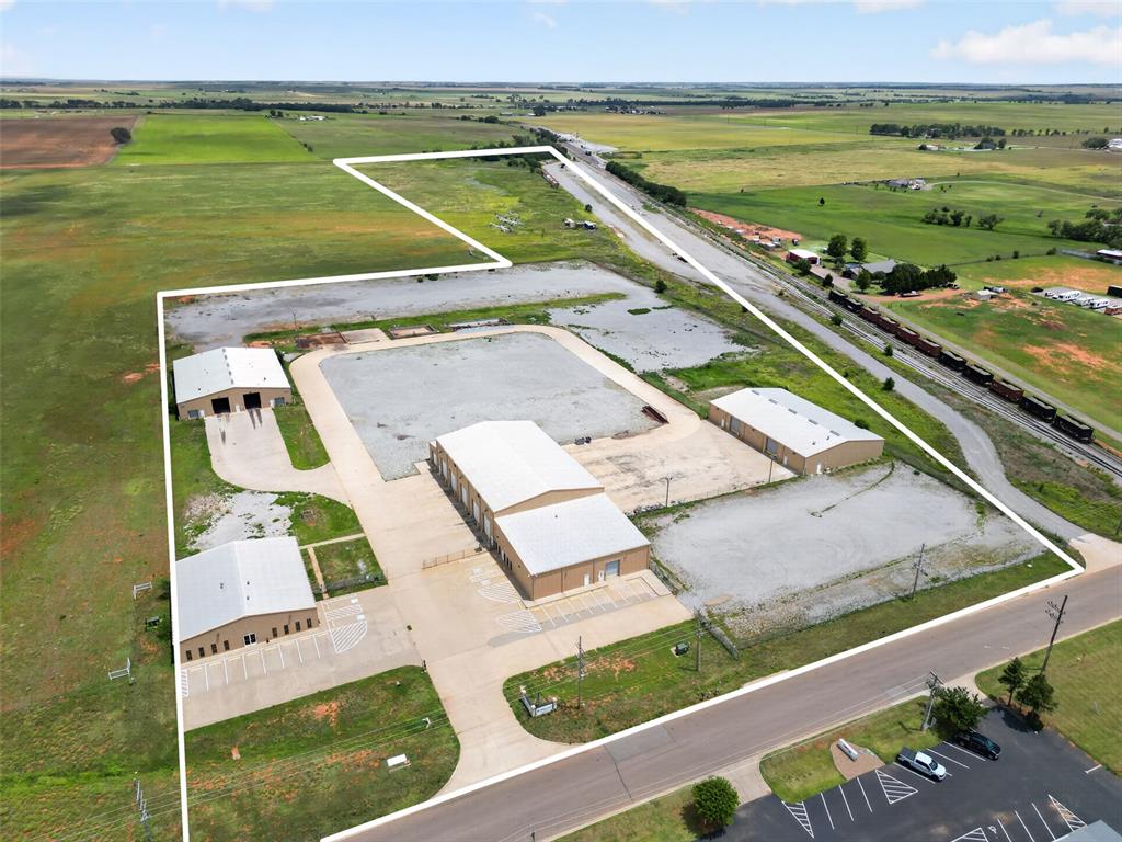 Photo of 906 S Eastern Avenue, Elk City, OK 76344