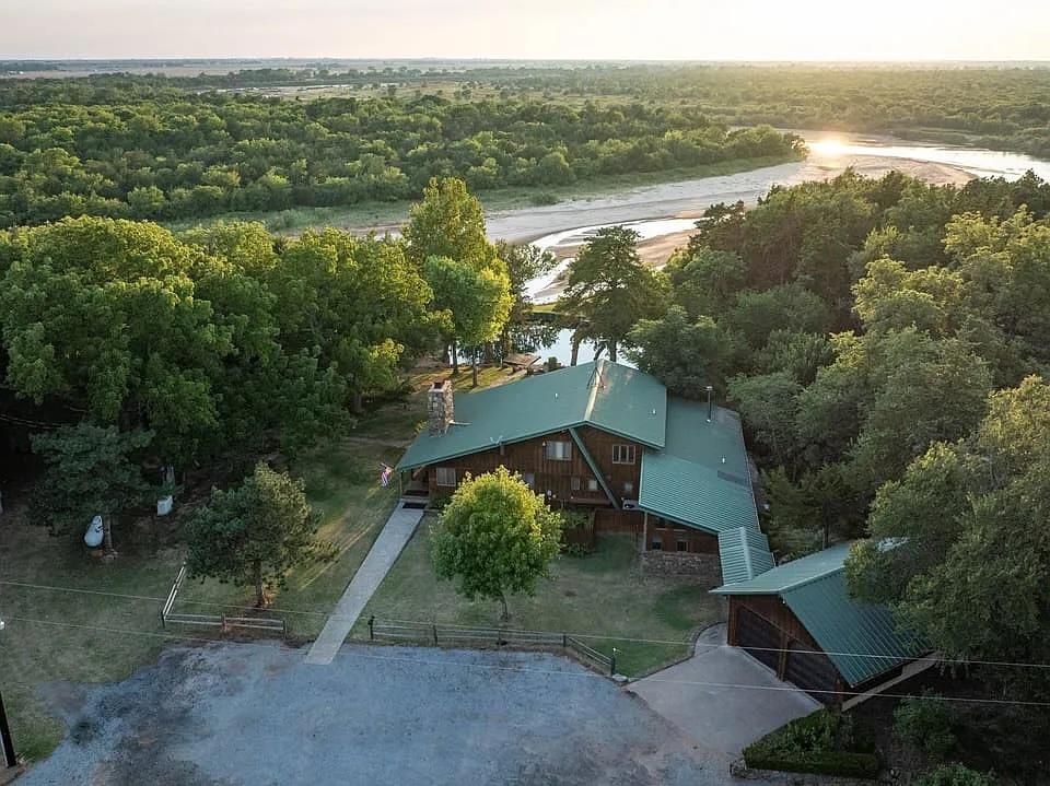 Photo of 17996 N 2970 Road, Crescent, OK 73028