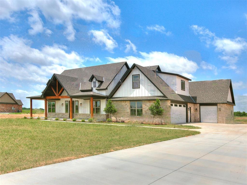 Photo of 701 S Cimarron Road, Yukon, OK 73099