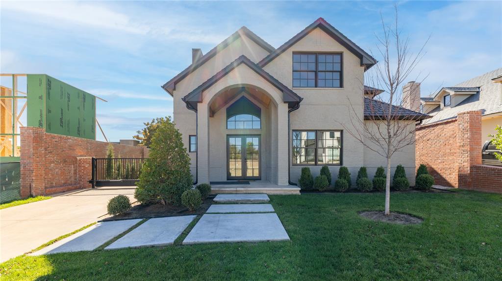 Photo of 1108 Cumberland Court, Nichols Hills, OK 73116