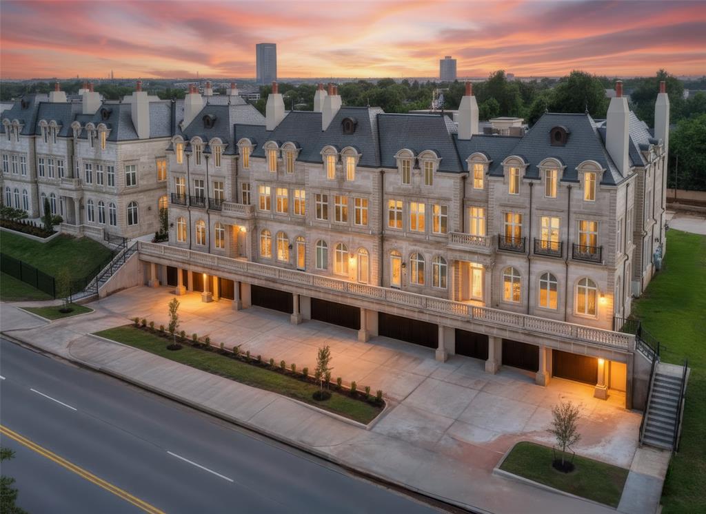 Photo of 6100 NW Grand Boulevard, Oklahoma City, OK 73118