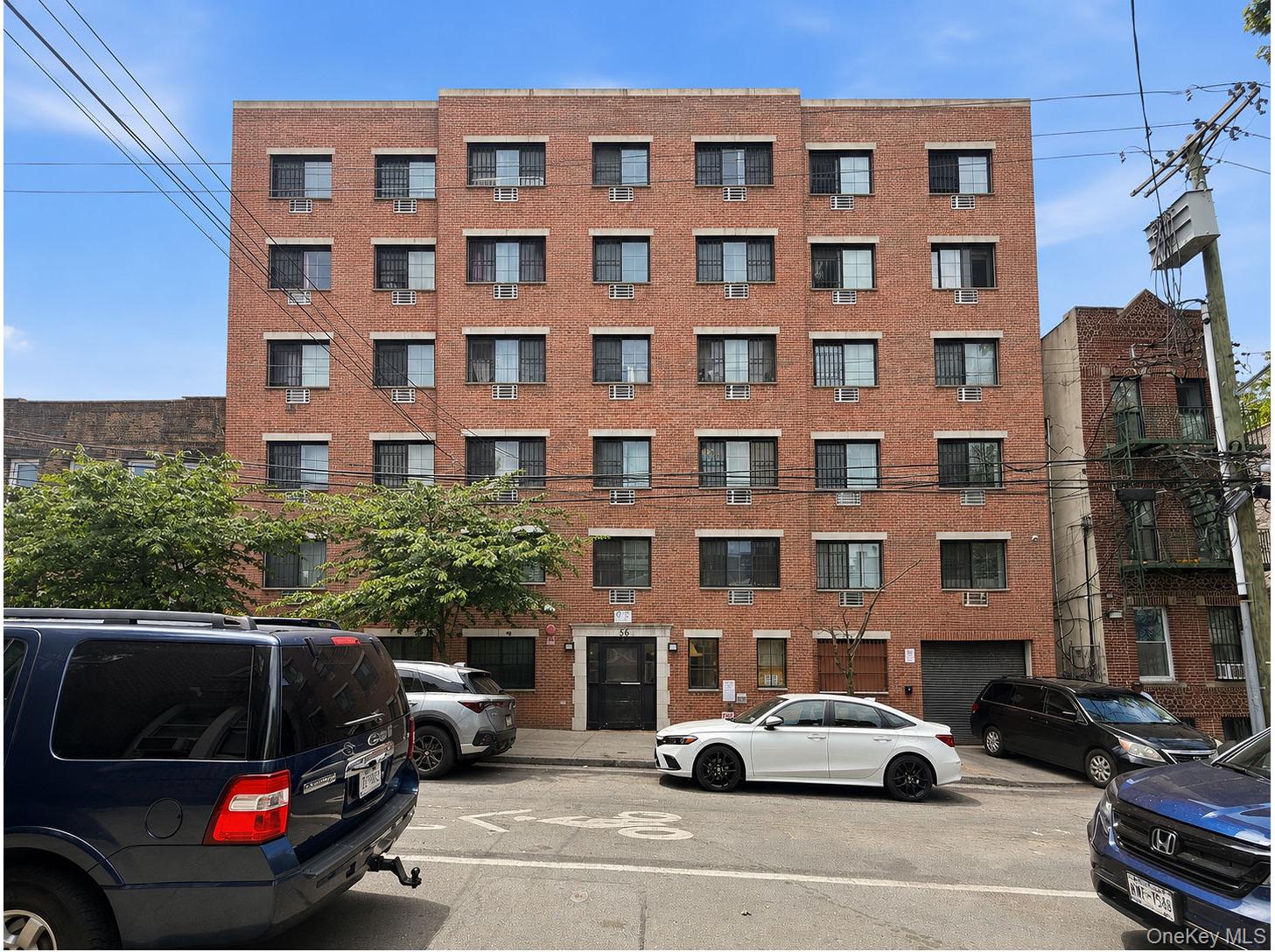 Photo of 856 E 213th Street, Bronx, NY 10467