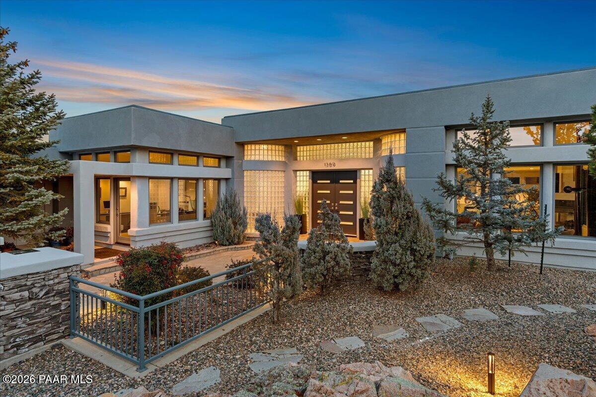 Photo of 1369 Sierry Peaks Drive, Prescott, AZ 86305