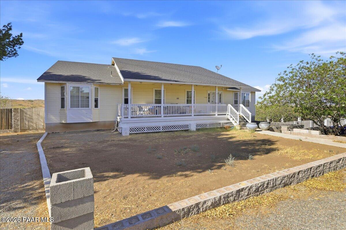 Photo of 17708 E Bluejay Drive, Mayer, AZ 86333