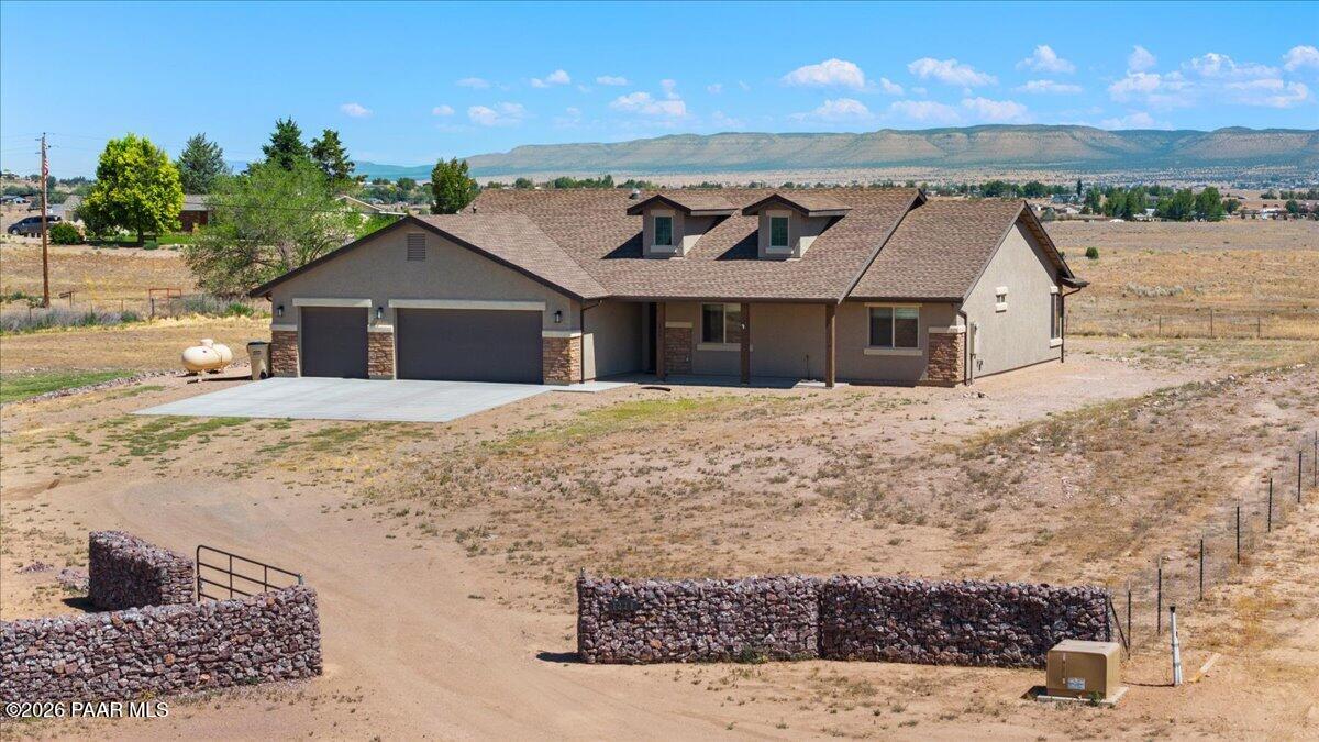 Photo of 1228 W Tatanka Circle, Chino Valley, AZ 86323