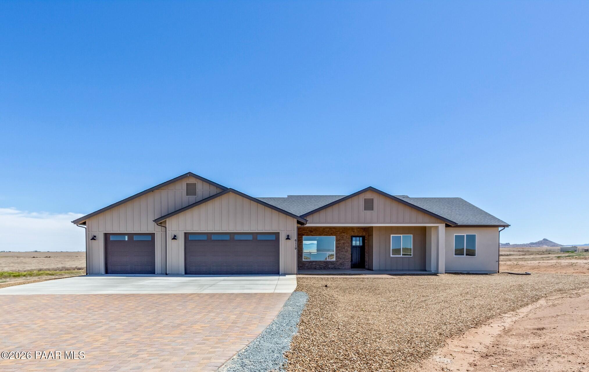 Photo of 6119 E Augie Lane, Prescott Valley, AZ 86315
