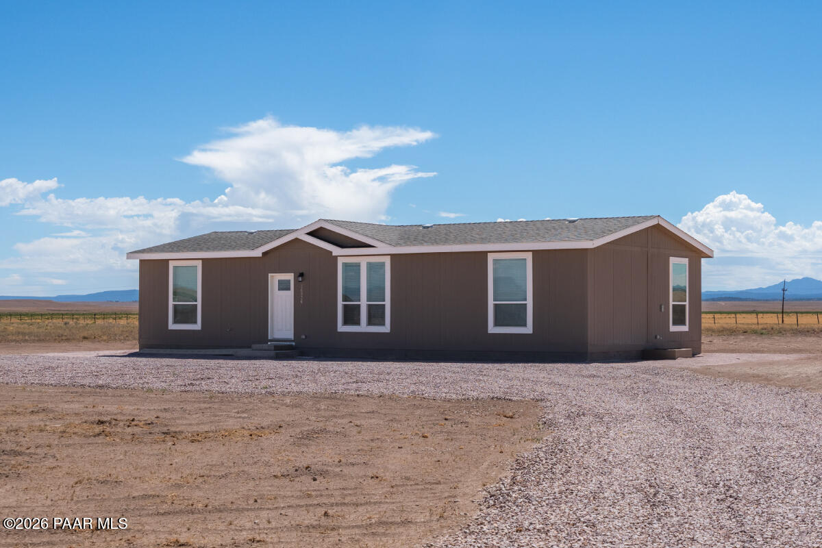 Photo of 26936 N Chicory Way, Paulden, AZ 86334