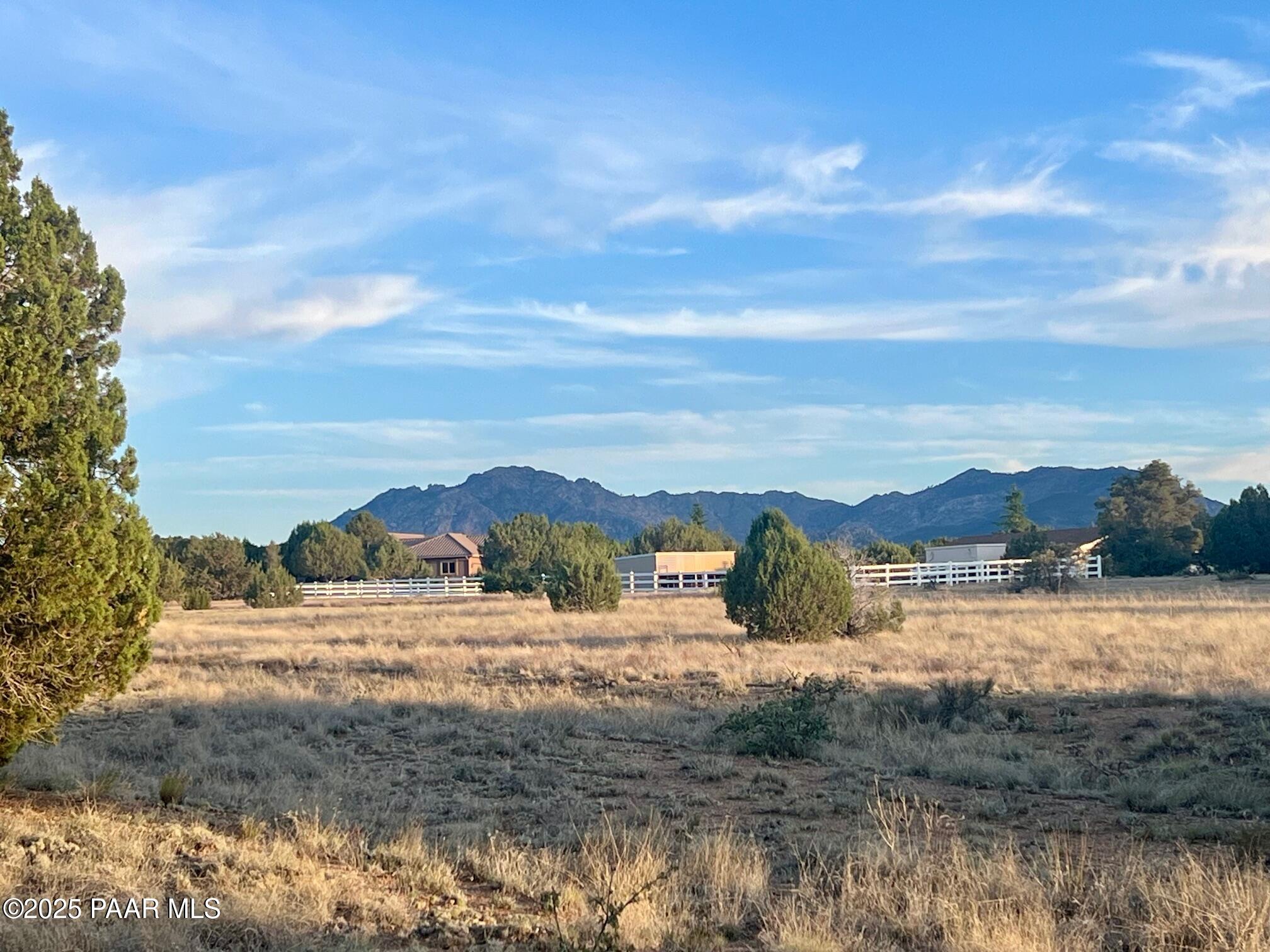 Photo of 13686 Warpaint Place, Prescott, AZ 86305