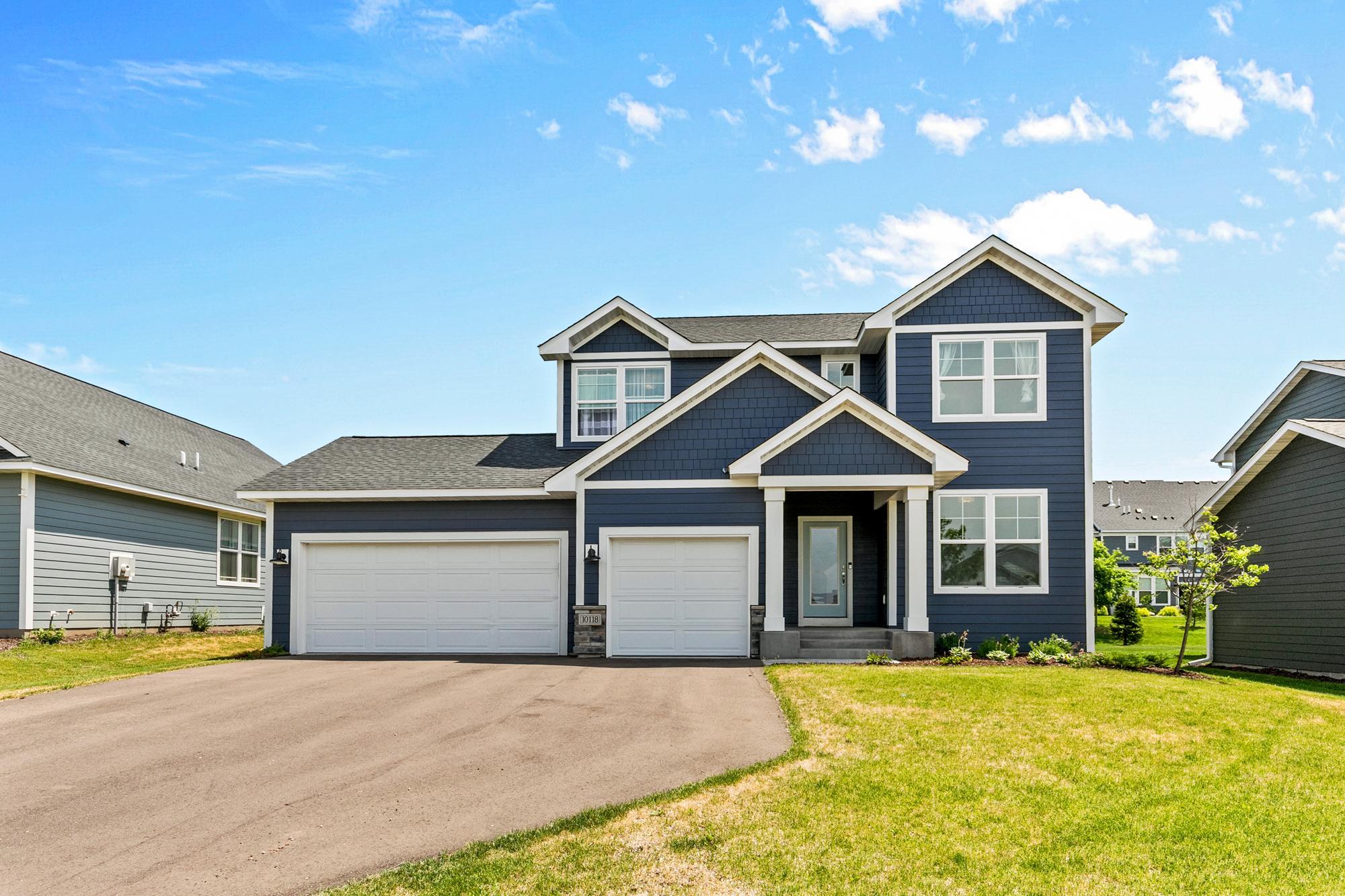 Photo of 10118 Arrowwood Trail, Woodbury, MN 55129