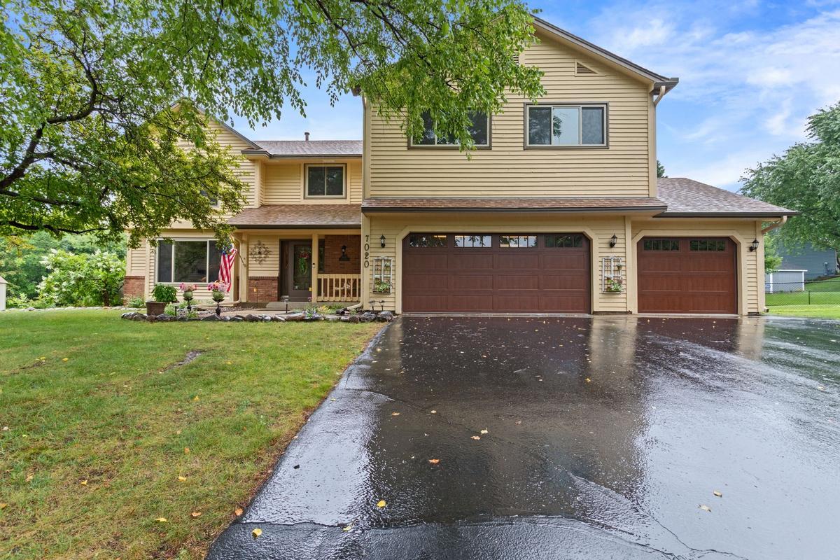 Photo of 7020 Beacon Circle, Eden Prairie, MN 55346
