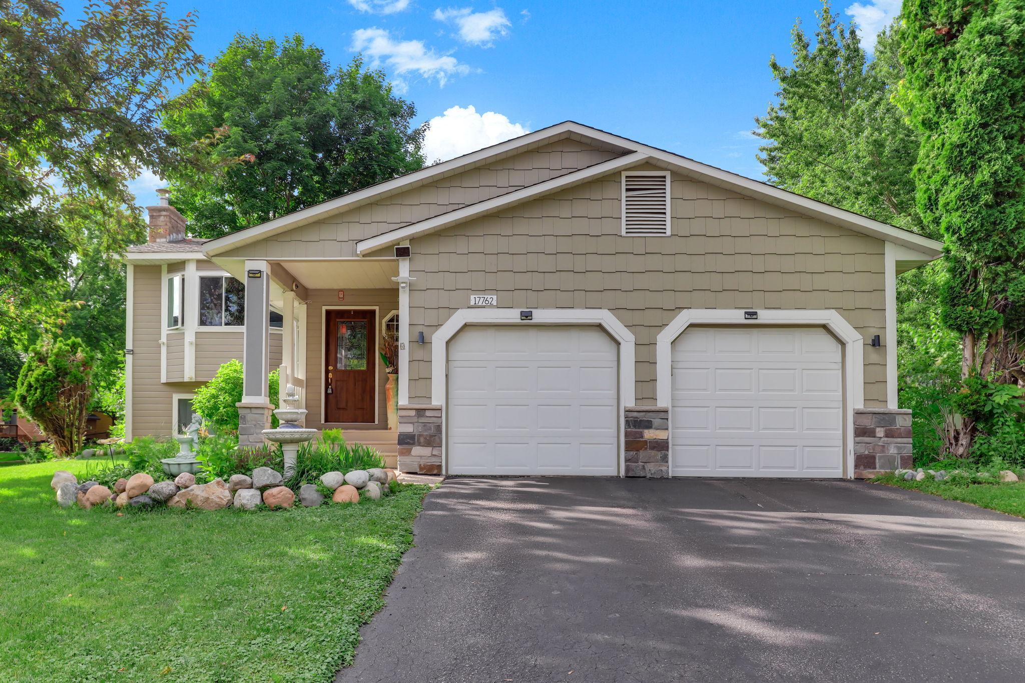Photo of 17762 S Shore Lane W, Eden Prairie, MN 55346