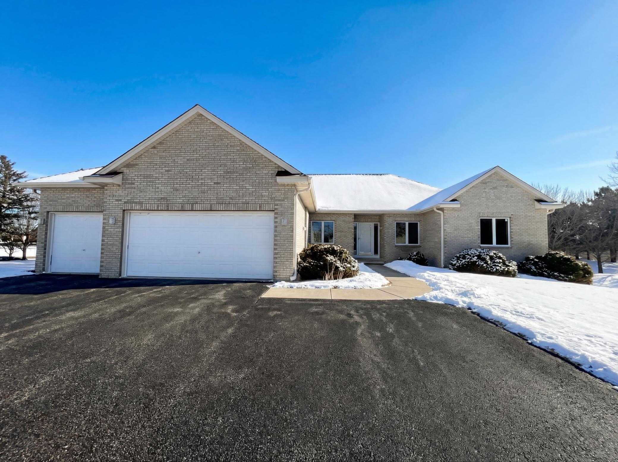 Photo of 4298 Balsam Lane N, Plymouth, MN 55441