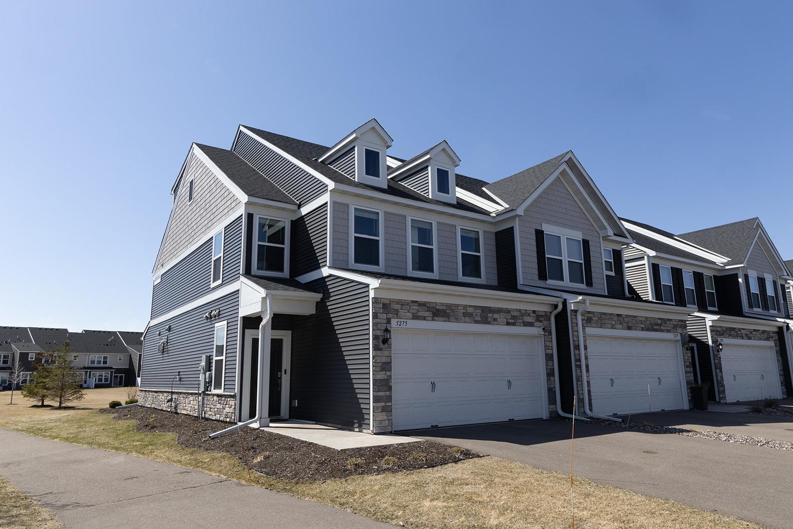 Photo of 5275 94th Lane N, Brooklyn Park, MN 55443